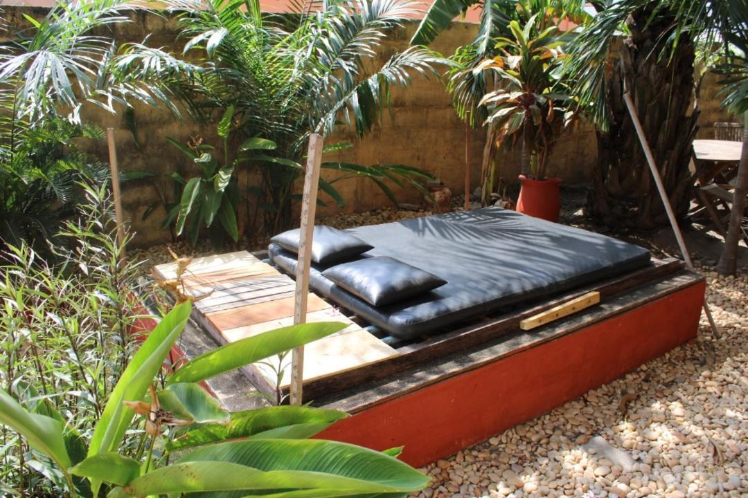 La Guesthouse Etoile Cotonou Exteriör bild