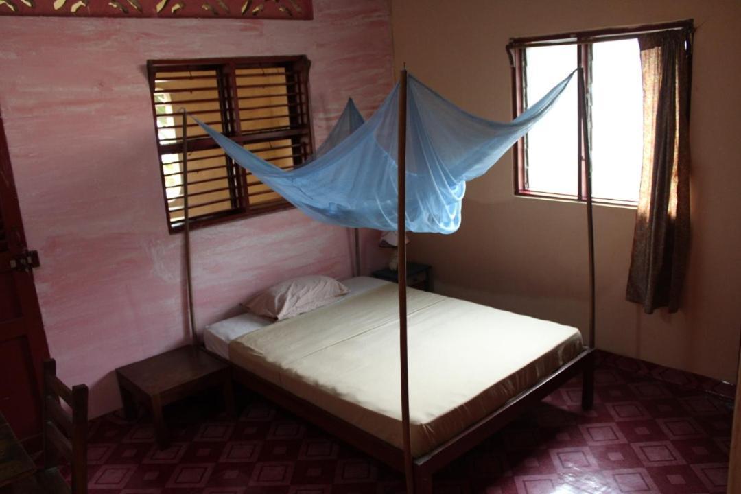 La Guesthouse Etoile Cotonou Exteriör bild