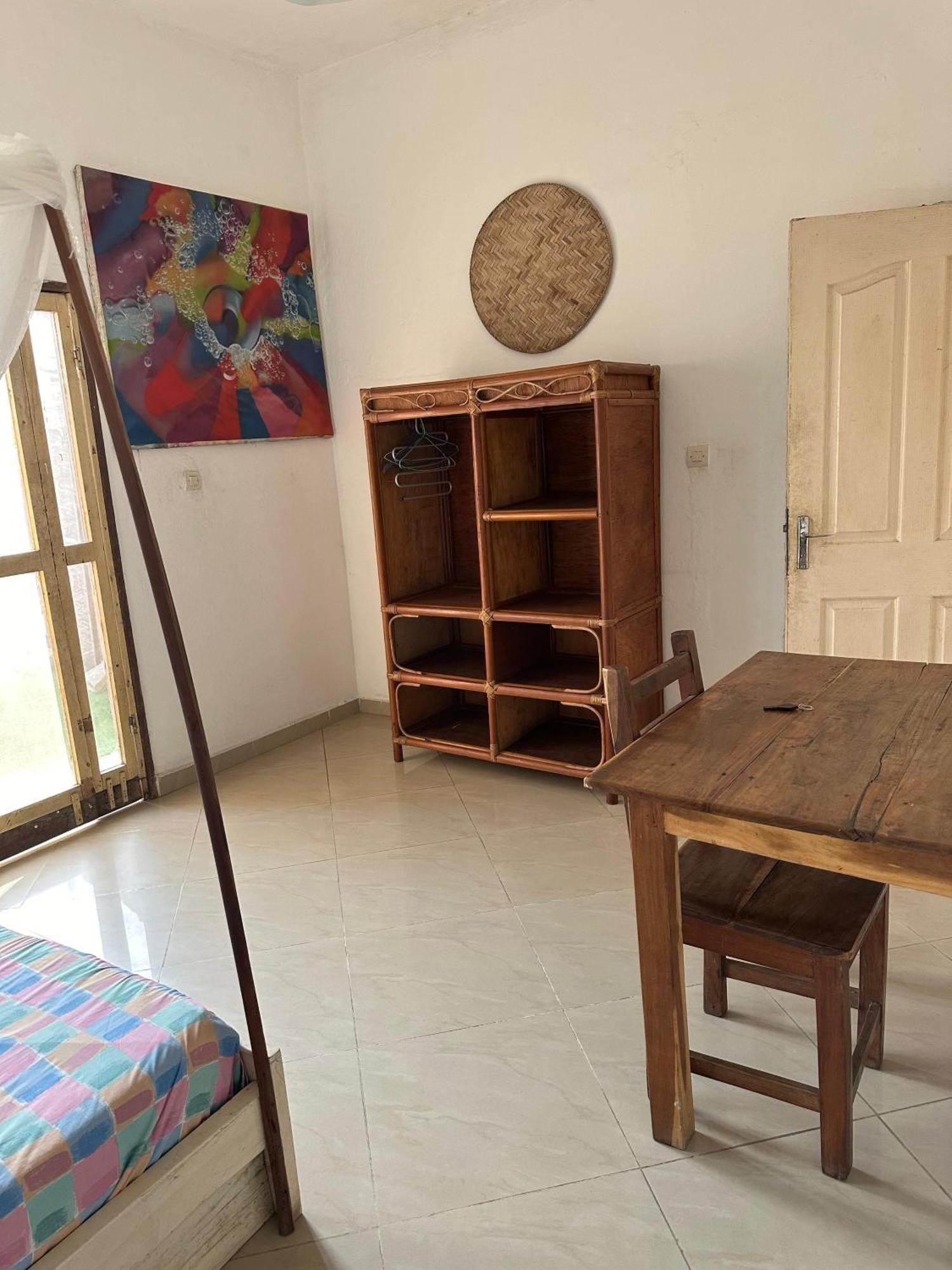 La Guesthouse Etoile Cotonou Exteriör bild