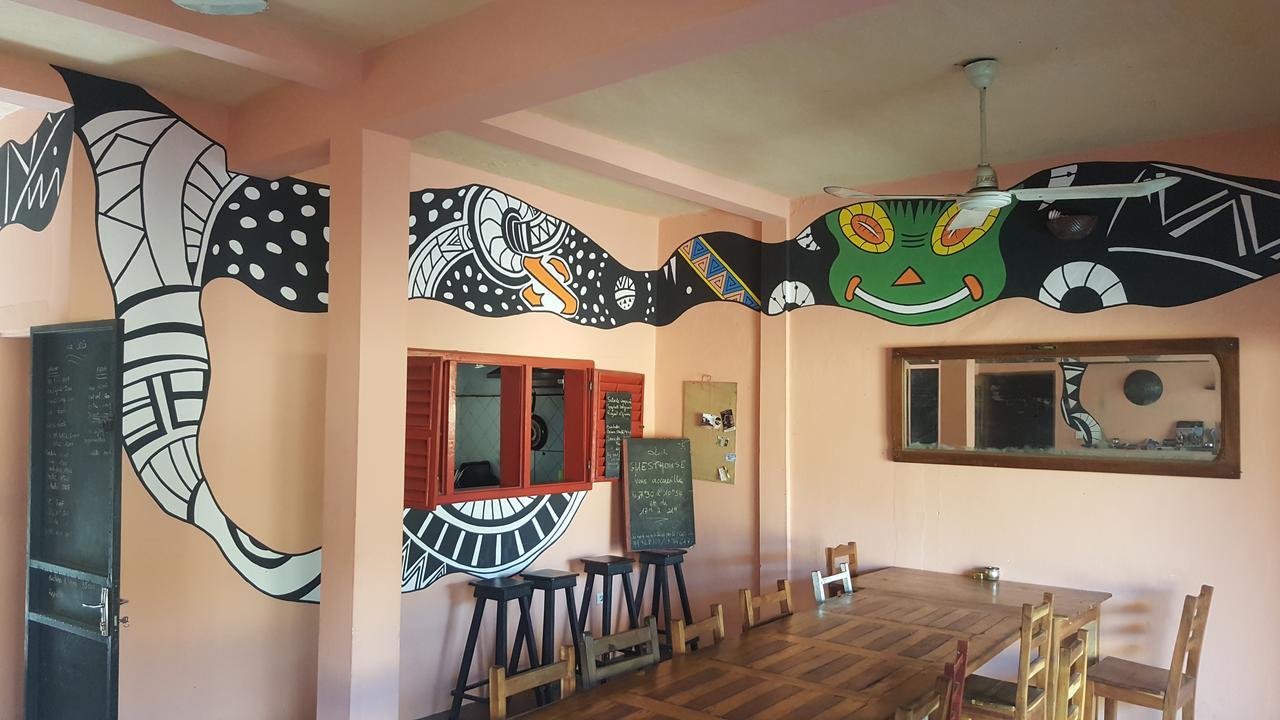La Guesthouse Etoile Cotonou Exteriör bild